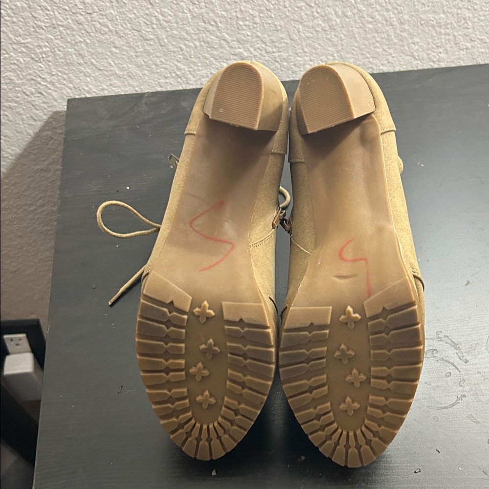 Shoe dazzle Tan Ankle Boots - Picture 5 of 6